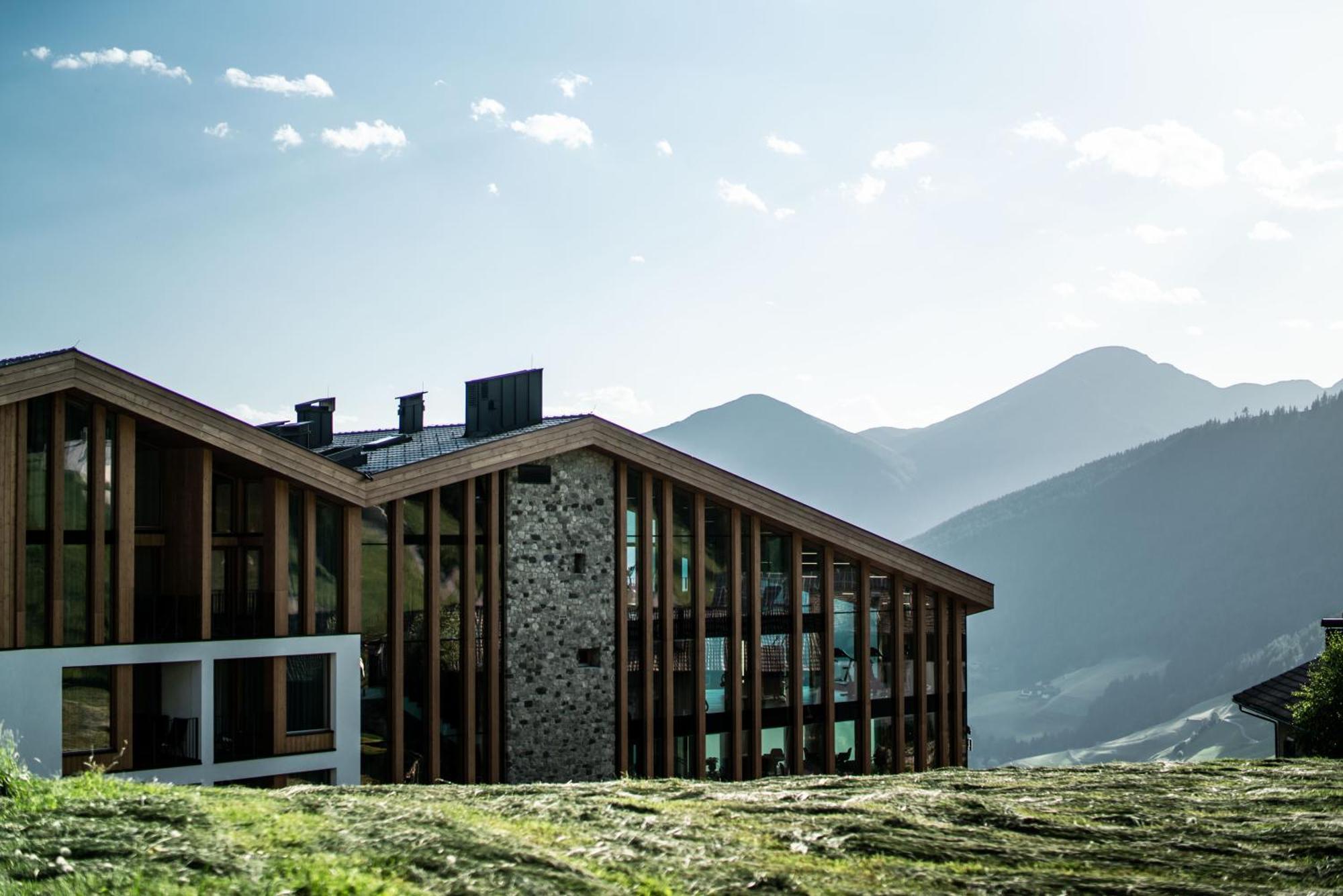 Отель Panoramic Lotsch Sarentino Экстерьер фото
